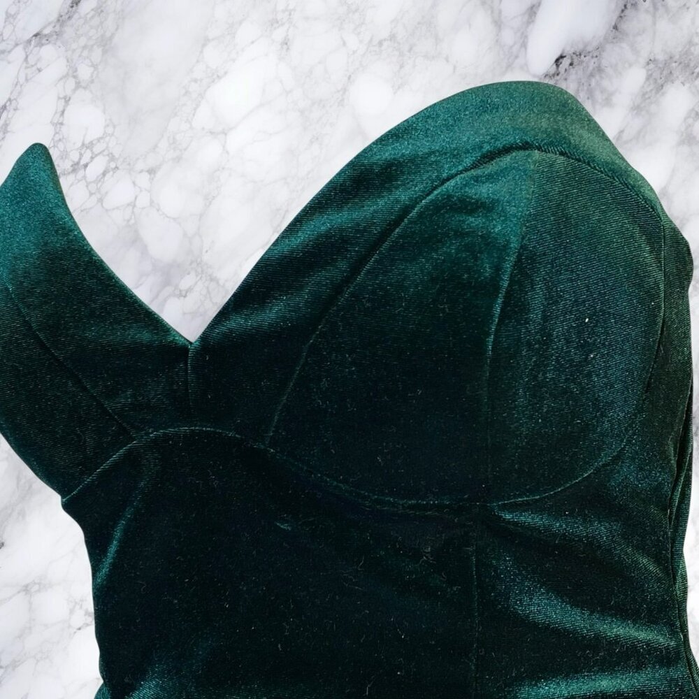 Ladivine by Cinderalla Divine CH176 Velvet Strapless Fitted Gown in Emerald - Picture 5 of 12